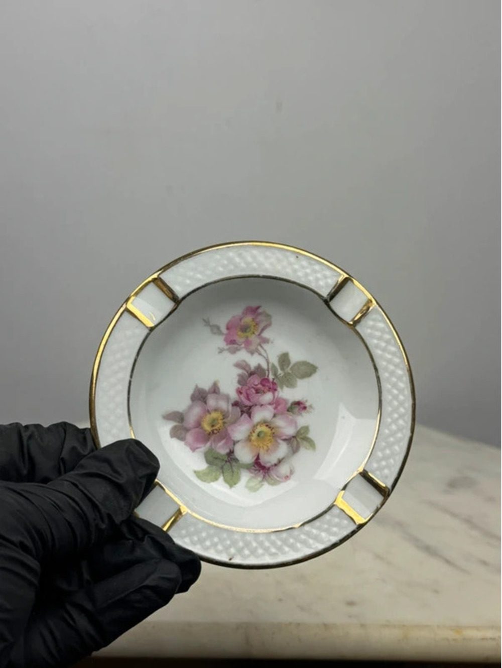 Vintage Schumann Arzberg Germany Porcelain Floral Ashtray Gold Trim